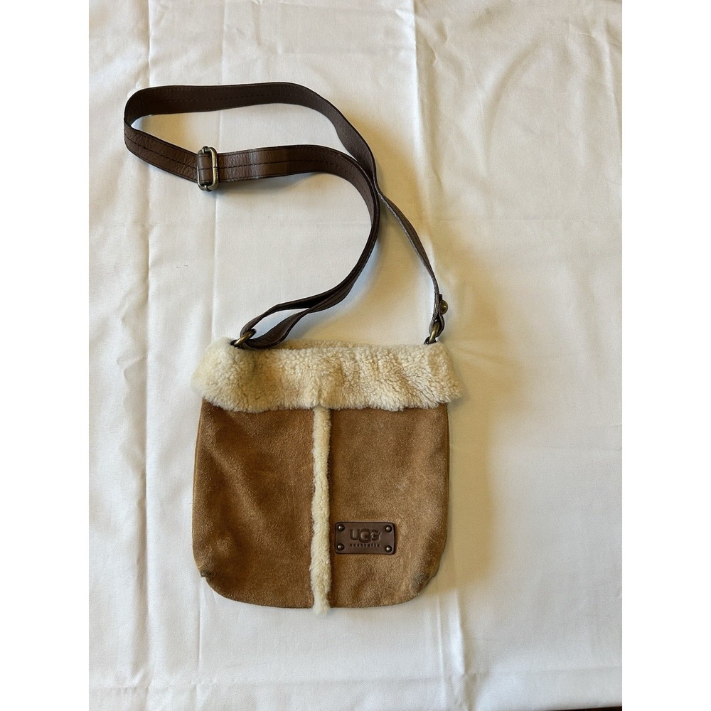 UGG Shearling Tan Suede  Shoulder Crossbody Bag , Leather Strap And Trim Y2K